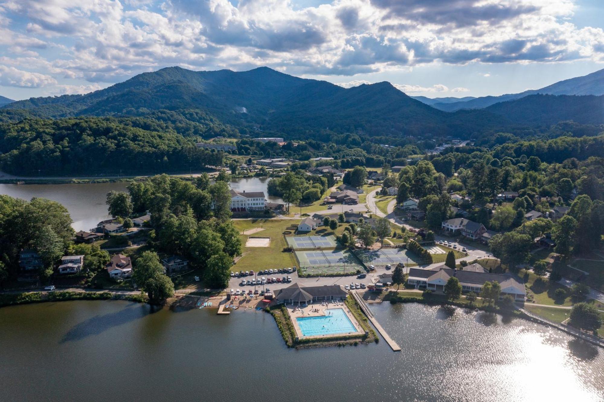 Campground Cabin Lake Junaluska Eksteriør bilde